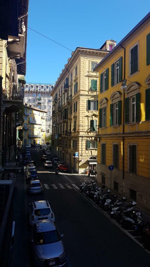 Room222 - Stylish Old Town - 5' Station To Cinque Terre Gasthuis La Spezia