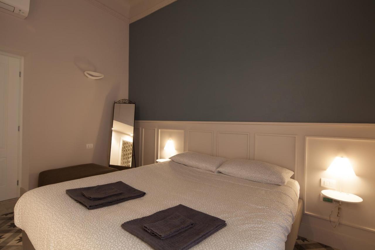 Room222 - Stylish Old Town - 5' Station To Cinque Terre
