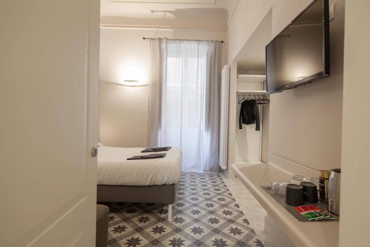 Room222 - Stylish Old Town - 5' Station To Cinque Terre Affittacamere